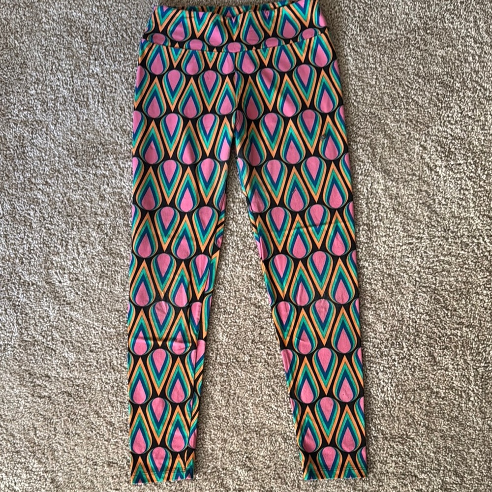 LuLaRoe Woman’s Leggings with Pink and Blue Pattern